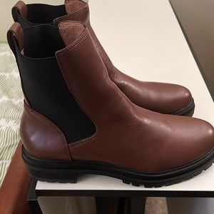 Madewell The Bradley Chelsea Lugsole Boot